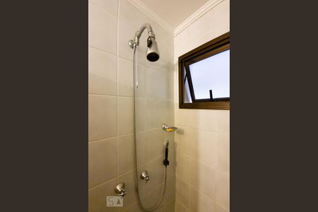 Banheiro da suíte de apartamento para alugar com 3 quartos, 76m² em Vila Gumercindo, São Paulo