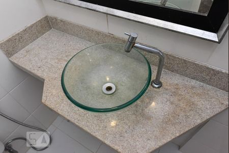 Apartamento para alugar com 50m², 2 quartos e sem vagaBanheiro