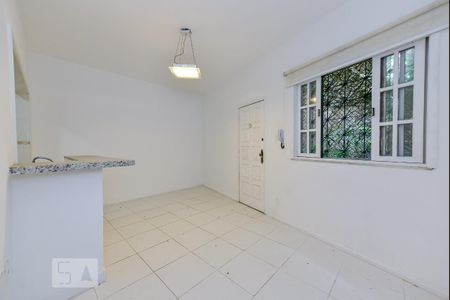 Sala de apartamento para alugar com 2 quartos, 50m² em Jardim Botânico, Rio de Janeiro