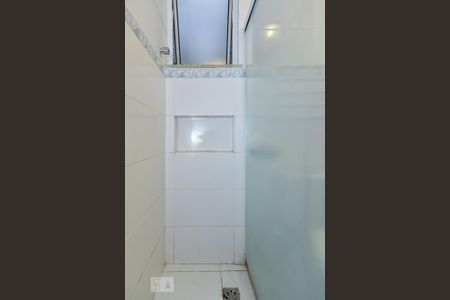 Apartamento para alugar com 50m², 2 quartos e sem vagaBanheiro