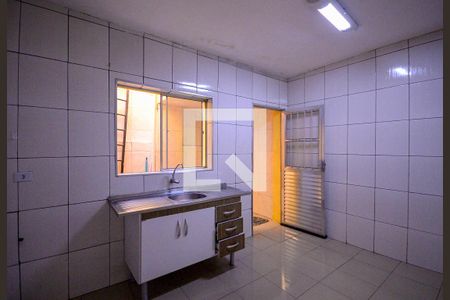 Cozinha  de casa à venda com 2 quartos, 100m² em Vila Moraes, São Paulo