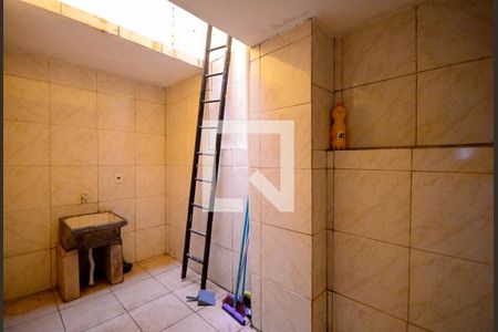 Área de Serviço  de casa à venda com 2 quartos, 100m² em Vila Moraes, São Paulo