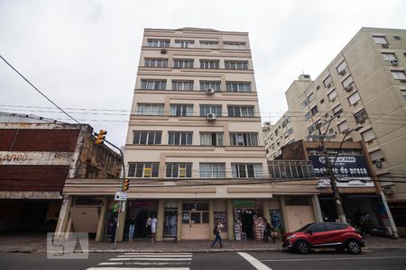 Fachada de apartamento à venda com 1 quarto, 30m² em Farroupilha, Porto Alegre