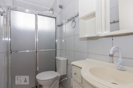 Banheiro  de apartamento à venda com 2 quartos, 61m² em Petrópolis, Porto Alegre