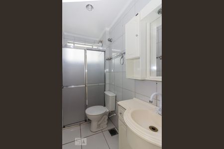 Banheiro  de apartamento à venda com 2 quartos, 61m² em Petrópolis, Porto Alegre