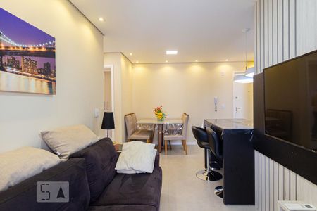 Sala de apartamento para alugar com 2 quartos, 56m² em Vila Osasco, Osasco