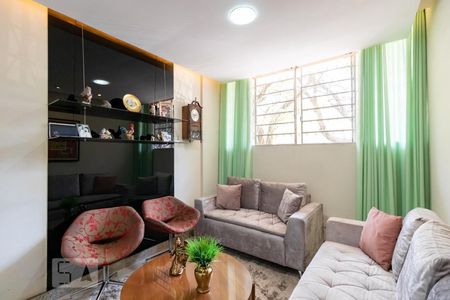 Sala de apartamento para alugar com 3 quartos, 90m² em Funcionários, Belo Horizonte