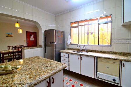 Casa à venda com 193m², 3 quartos e 2 vagasCozinha