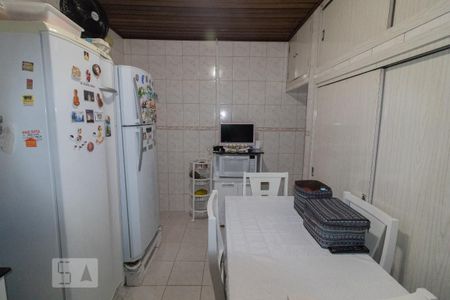 Casa para alugar com 168m², 2 quartos e 2 vagasCozinha