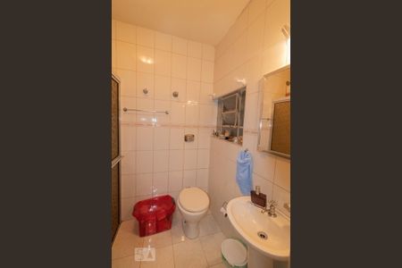 Casa para alugar com 168m², 2 quartos e 2 vagasBanheiro Suíte externa