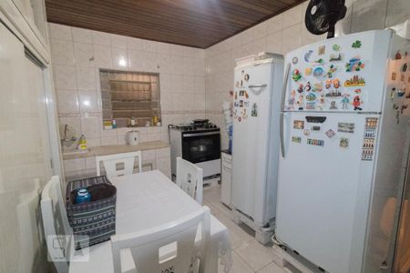 Casa para alugar com 168m², 2 quartos e 2 vagasCozinha