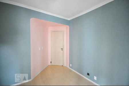 Apartamento à venda com 136m², 2 quartos e 2 vagas Apartamento à venda com 136m², 2 quartos e 2 vagasQuarto