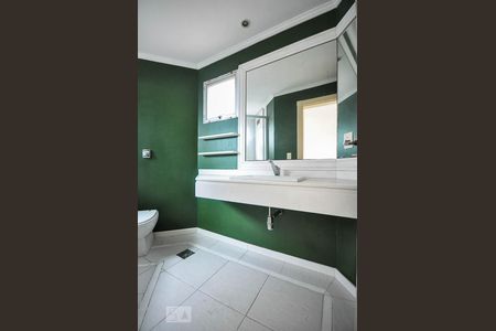 Apartamento à venda com 136m², 2 quartos e 2 vagas Apartamento à venda com 136m², 2 quartos e 2 vagasBanheiro suíte