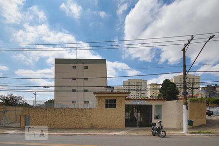 Apartamento para alugar com 50m², 2 quartos e 1 vaga Apartamento para alugar com 50m², 2 quartos e 1 vagaFachada