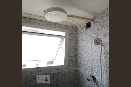Banheiro - chuveiro de apartamento para alugar com 2 quartos, 50m² em Brás, São Paulo