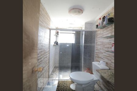 Banheiro  de apartamento à venda com 2 quartos, 50m² em Brás, São Paulo