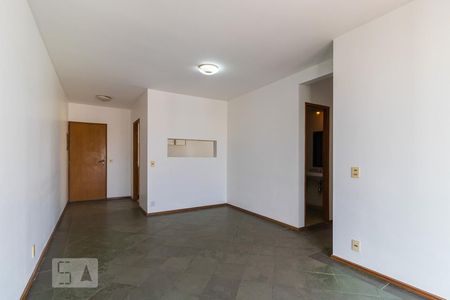 Sala de apartamento para alugar com 3 quartos, 90m² em Vila Rossi, Campinas