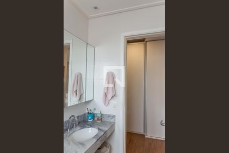 Apartamento à venda com 77m², 2 quartos e 1 vagaBanheiro da Suíte