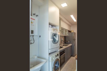 Apartamento à venda com 77m², 2 quartos e 1 vagaÁrea de Serviço