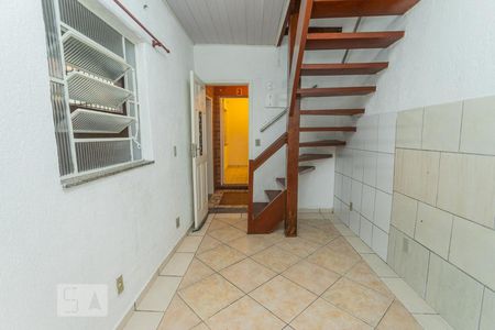 Sala e Cozinha de casa para alugar com 1 quarto, 25m² em Vila Anglo Brasileira, São Paulo