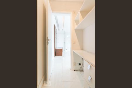 Corredor de apartamento à venda com 3 quartos, 94m² em Lauzane Paulista, São Paulo