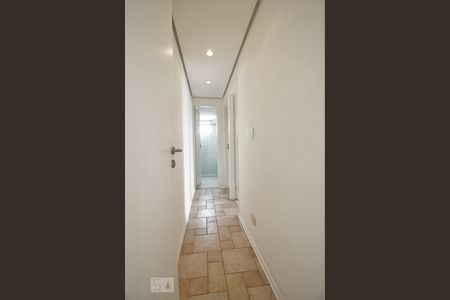 Corredor de apartamento à venda com 2 quartos, 65m² em Jardim Taboão, São Paulo
