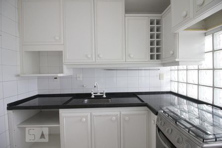 Apartamento à venda com 65m², 2 quartos e 1 vagaCozinha