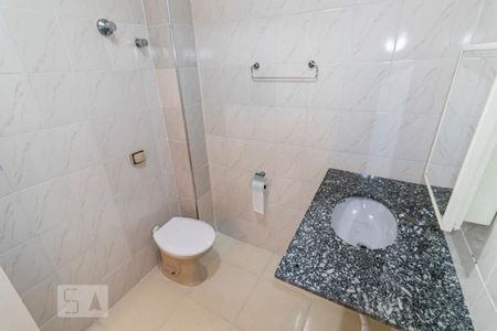 Apartamento à venda com 88m², 2 quartos e sem vagaBanheiro
