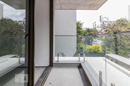 Apartamento à venda com 112m², 3 quartos e 2 vagas Apartamento à venda com 112m², 3 quartos e 2 vagasSacada