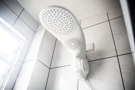 Apartamento à venda com 105m², 3 quartos e sem vagaChuveiro