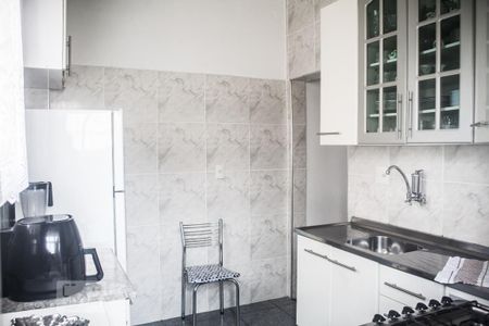 Apartamento à venda com 105m², 3 quartos e sem vagaCozinha