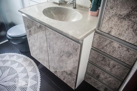 Apartamento à venda com 105m², 3 quartos e sem vagaDetalhe do banheiro