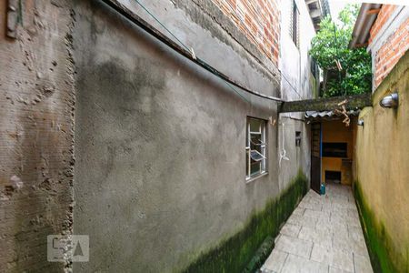 Casa à venda com 100m², 4 quartos e sem vagaÁrea de Serviço