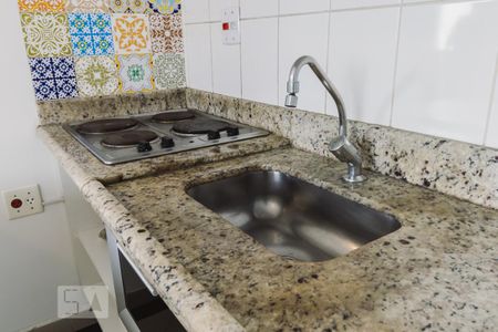 Apartamento para alugar com 27m², 1 quarto e 1 vaga Apartamento para alugar com 27m², 1 quarto e 1 vagaCozinha Pia