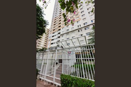Apartamento para alugar com 27m², 1 quarto e 1 vaga Apartamento para alugar com 27m², 1 quarto e 1 vagaFachada
