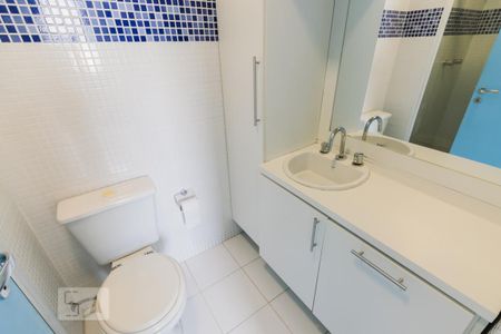 Apartamento para alugar com 27m², 1 quarto e 1 vaga Apartamento para alugar com 27m², 1 quarto e 1 vagaBanheiro