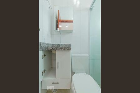 Casa de condomínio para alugar com 52m², 2 quartos e 1 vaga Casa de condomínio para alugar com 52m², 2 quartos e 1 vagaBanheiro Suíte 1