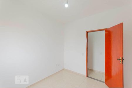 Suíte 1 de casa de condomínio para alugar com 2 quartos, 52m² em Vila Marieta, São Paulo