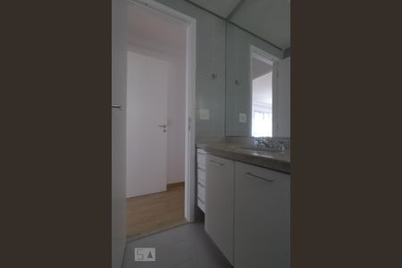 Apartamento para alugar com 106m², 2 quartos e 2 vagasBanheiro