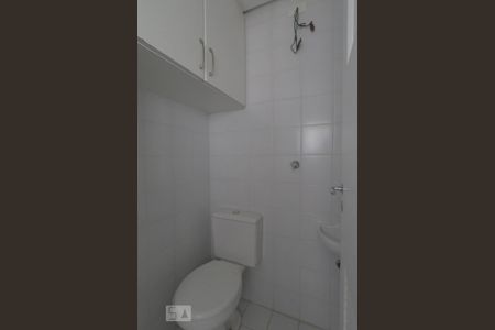 Apartamento para alugar com 106m², 2 quartos e 2 vagasBanheiro de Serviço