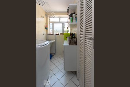 Apartamento à venda com 65m², 3 quartos e 1 vaga Apartamento à venda com 65m², 3 quartos e 1 vagaÁrea de Serviço