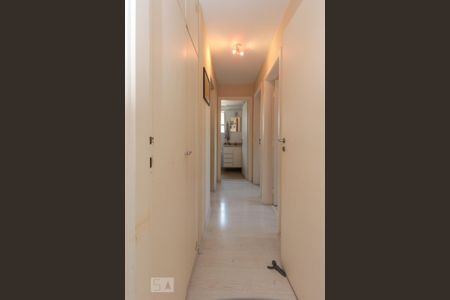 Apartamento à venda com 65m², 3 quartos e 1 vaga Apartamento à venda com 65m², 3 quartos e 1 vagaCorretor