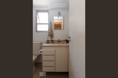 Apartamento à venda com 65m², 3 quartos e 1 vaga Apartamento à venda com 65m², 3 quartos e 1 vagaBanheiro