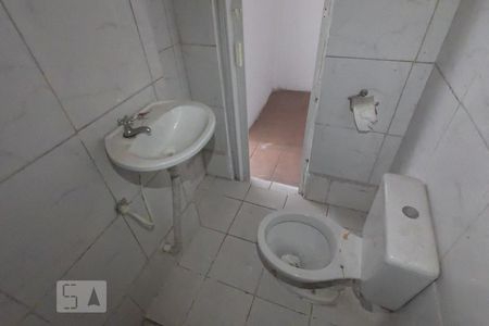 Banheiro de apartamento para alugar com 1 quarto, 35m² em Jardim Vergueiro (sacomã), São Paulo