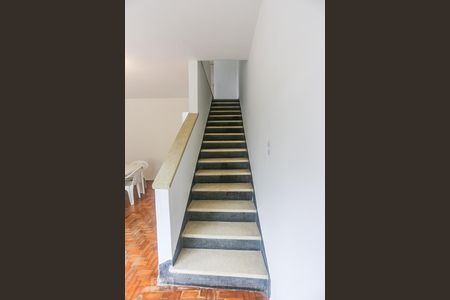 Escada de casa à venda com 3 quartos, 116m² em Butantã, São Paulo