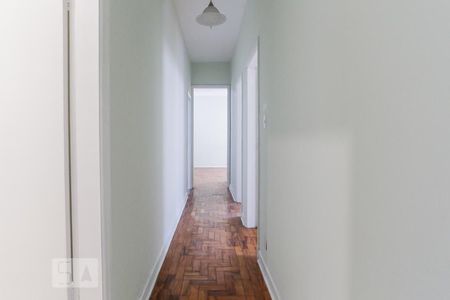 Apartamento à venda com 120m², 3 quartos e sem vagaCorredor