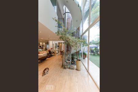 Casa de condomínio à venda com 790m², 4 quartos e 6 vagasHall Entrada