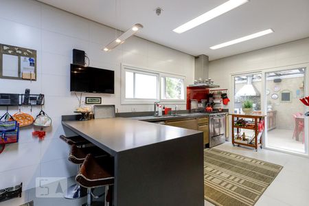 Casa de condomínio à venda com 790m², 4 quartos e 6 vagasCozinha