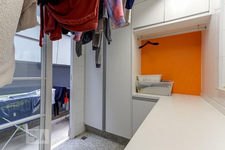 Casa de condomínio à venda com 790m², 4 quartos e 6 vagasÁrea de Serviço