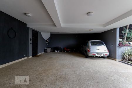 Casa de condomínio à venda com 790m², 4 quartos e 6 vagasGaragem